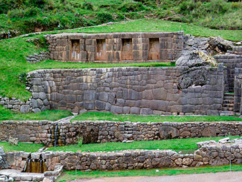 La fuente de agua de Tambomachay